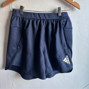 Adidas Women's Navy Blue 5" Inseam with Front Zipper Pockets Size‎ S AeroReady